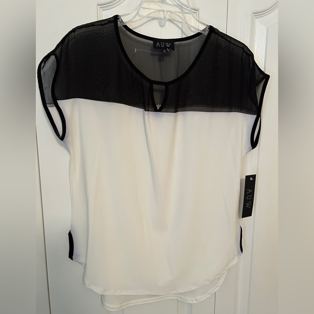 AUW: Black/white sheer pullover blouse, size M